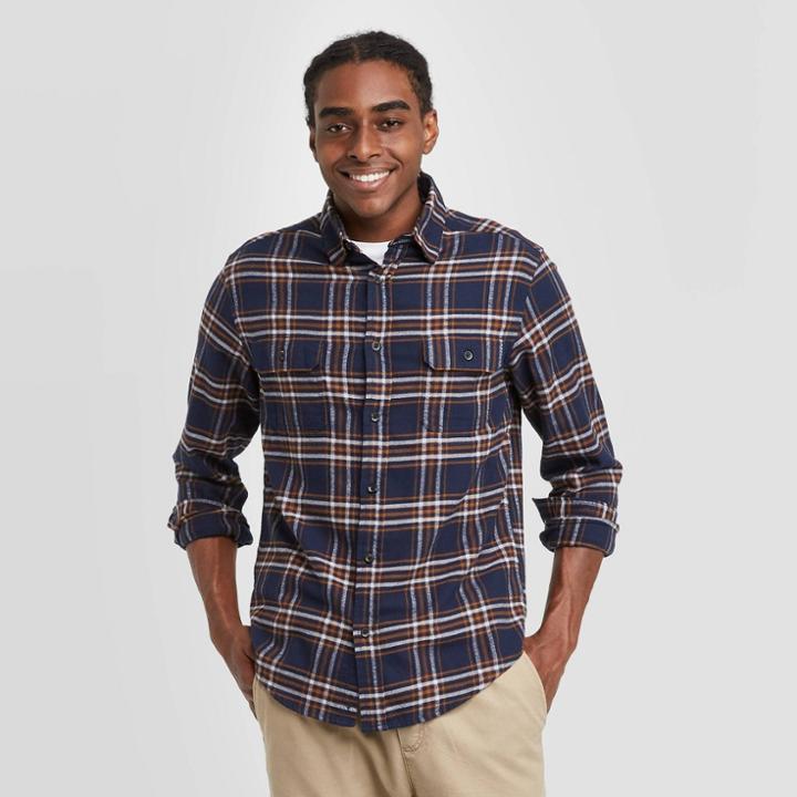 Mens Standard Fit Long Sleeve 2-pocket Flannel Button-down Shirt - Goodfellow & Co Navy