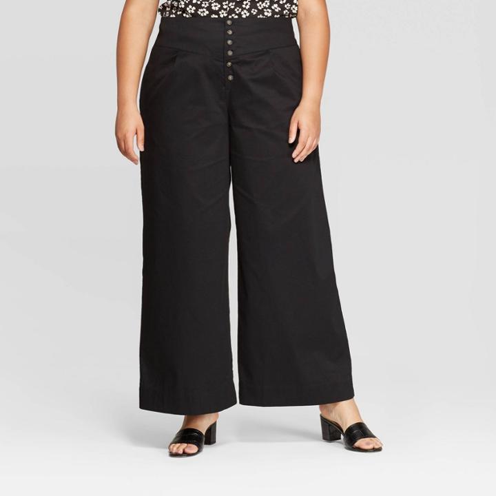 Women's Plus Size Pleated Mid-rise Button Front Wide Leg Pants - Who What Wear Black