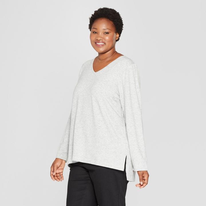 Women's Plus Size Long Sleeve V-neck T-shirt - Ava & Viv Light Heather Gray