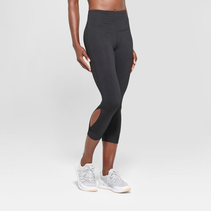 Women's Freedom High-waisted Twist Capri Leggings - C9 Champion Black