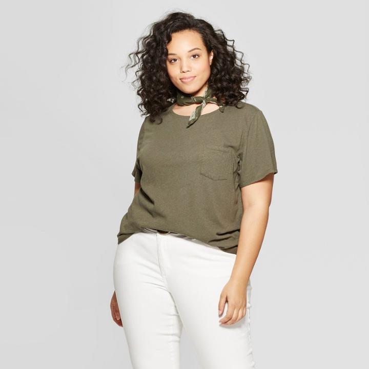 Women's Plus Size Short Sleeve Crew Neck Meriwether Pocket T-shirt - Universal Thread Olive (green)