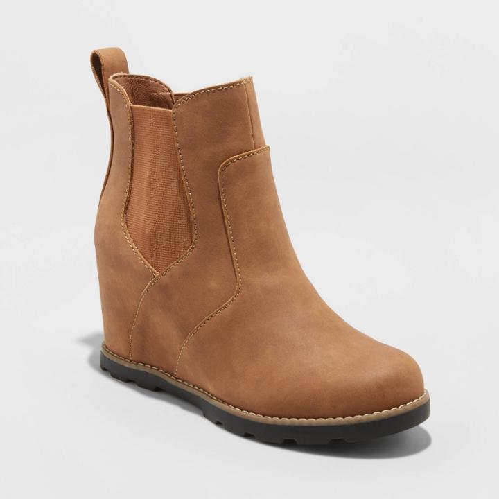Women's Cassie Faux Leather Wedge Booties - Universal Thread Tan