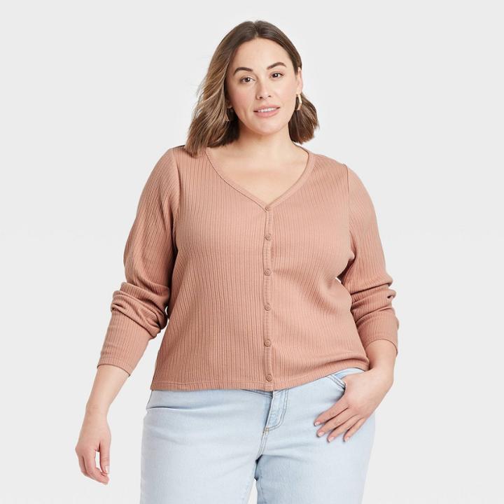 Women's Plus Size Long Sleeve V-neck T-shirt - Universal Thread
