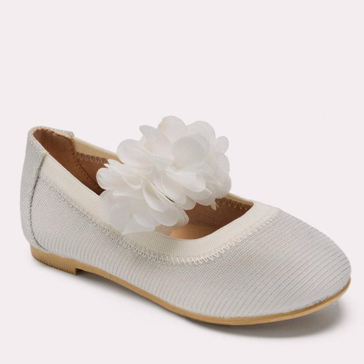 Toddler Girls' Oriana Ballet Flats - Cat & Jack White