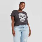 Fifth Sun Women's Plus Size Lace Skull Short Sleeve Graphic T-shirt - Black
