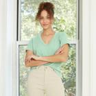 Women's Short Sleeve V-neck T-shirt - Universal Thread
