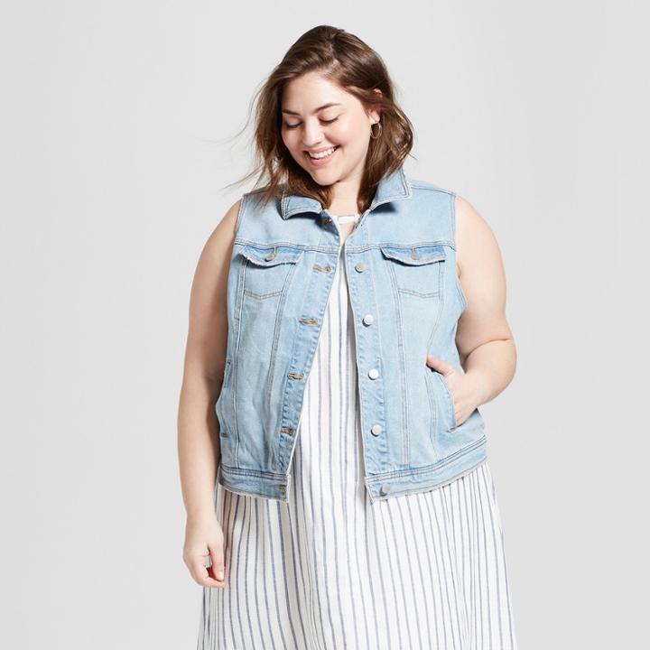 Women's Plus Size Denim Vest - Universal Thread Light Wash