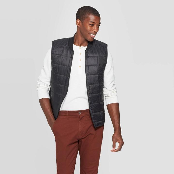 Men's Regular Fit Sleeveless Lightweight Vest - Goodfellow & Co Black M,