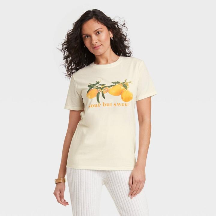 Zoe+liv Women's Sour But Sweet Lemon Short Sleeve Graphic T-shirt - Ivory