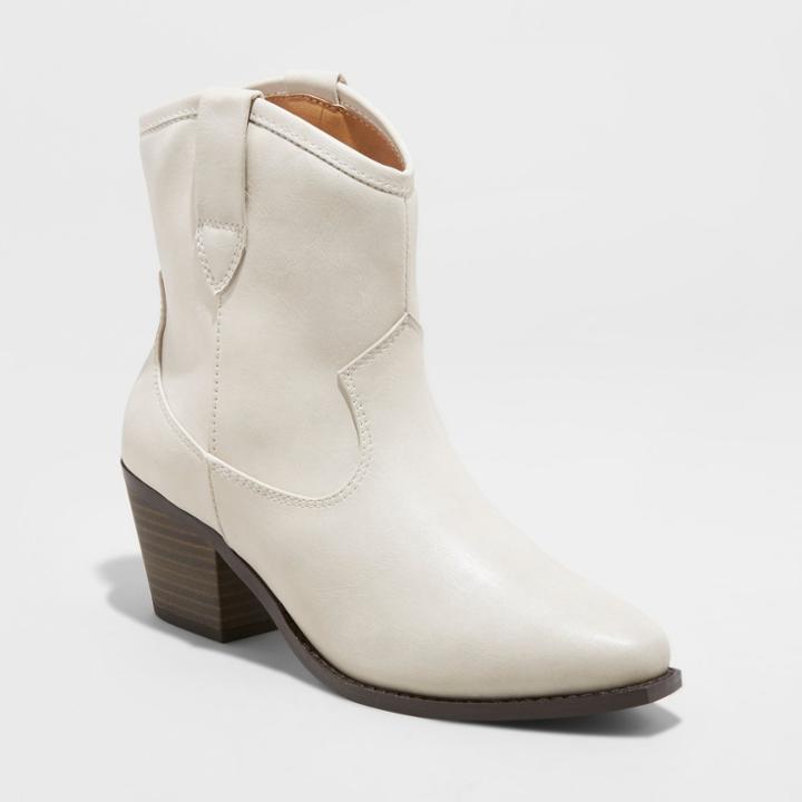 Women's Vanessa Faux Leather Short Pull On Western Boots - Universal Thread White