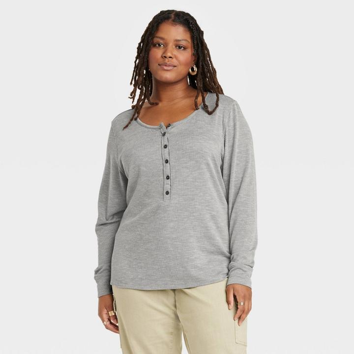 Women's Plus Size Long Sleeve Henley Neck Shirt - Universal Thread Heather Gray