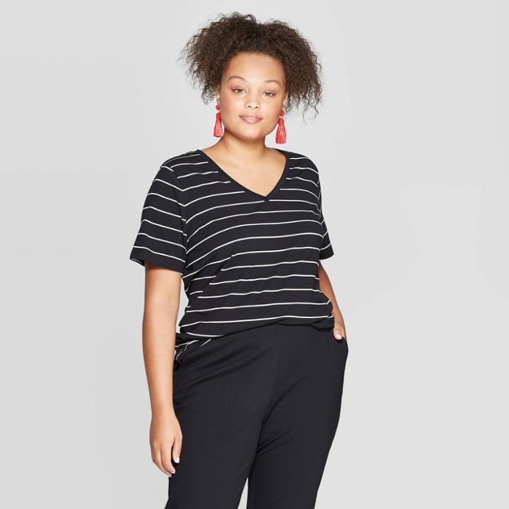 Women's Plus Size Striped Short Sleeve V-neck Essential T-shirt - Ava & Viv Black