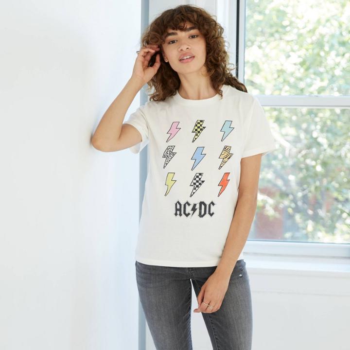 Women's Ac/dc Lightning Bolt Boyfriend Short Sleeve Graphic T-shirt - Cream