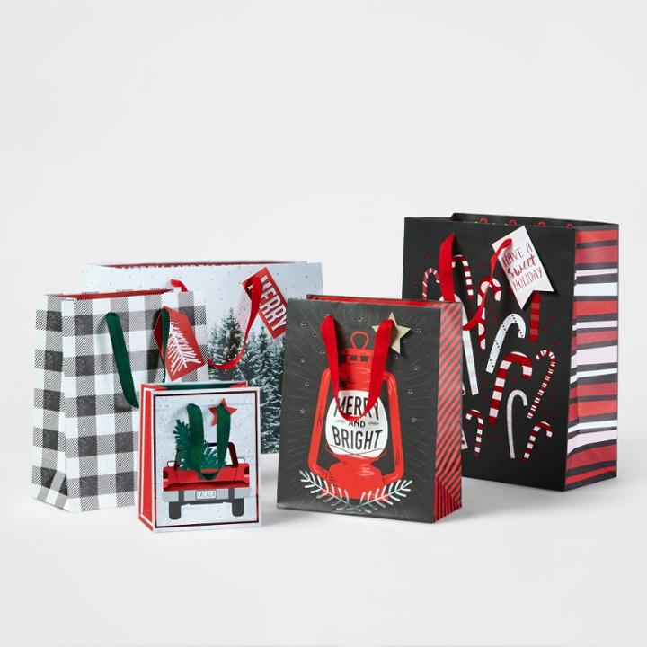 Traditional Merry & Bright Gift Bag Bundle - Wondershop
