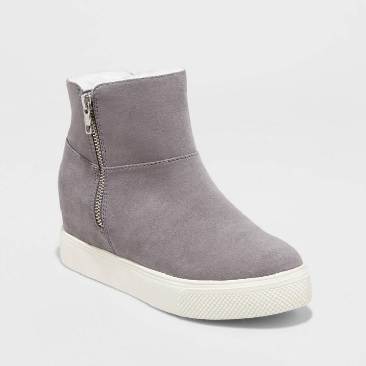 Women's Sheryl Microsuede Sherpa Lined Wedge Fashion Boots - Universal Thread Gray