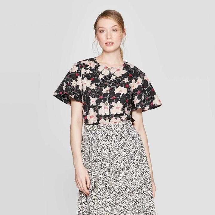 Women's Floral Print Structured Short Sleeve Scoop Neck Top - Who What Wear Black