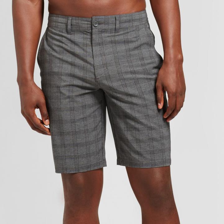 Men's 10.5 Broadband Hybrid Shorts - Goodfellow & Co Black Plaid