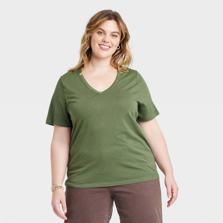 Women's Plus Size Short Sleeve Relaxed Fit V-neck T-shirt - Universal Thread Dark