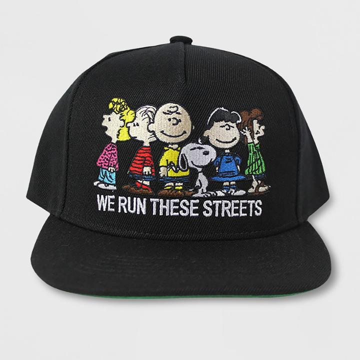 Peanuts Men's We Run This Town Flat Brim - Black
