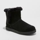 Women's Bellina Suede Short Winter Boots - Universal Thread Black