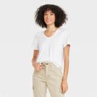 Women's Sensory Friendly Short Sleeve V-neck T-shirt - Universal Thread White