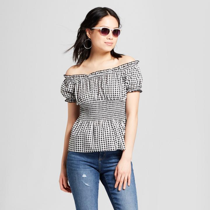 Women's Gingham Short Sleeve Smocked Waist Off The Shoulder Top - Almost Famous (juniors') Black