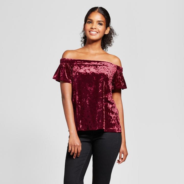 Women's Short Sleeve Crushed Velvet Off The Shoulder Top - Vanity Room Red
