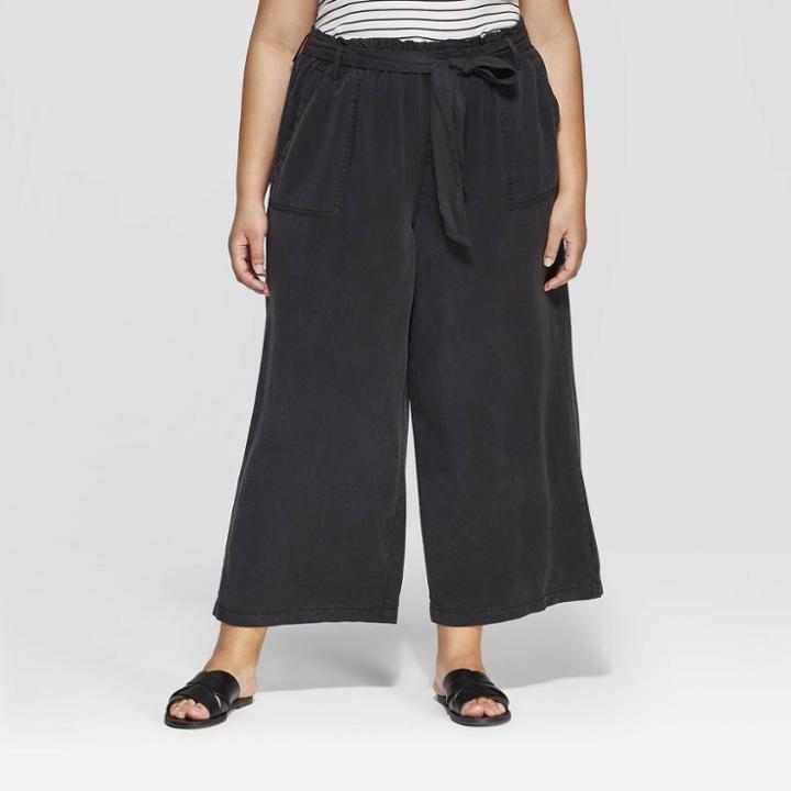 Women's Plus Size Mid-rise Wide Leg Tie Waist Cropped Pants - Universal Thread Gray