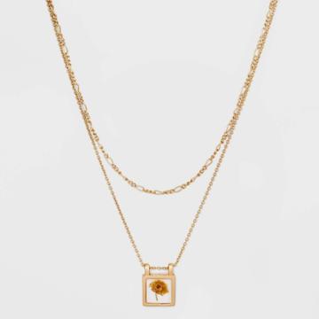 Bella Uno Bellissima Gold Plated Pressed Baby's Breath Flower Pendant Necklace - Gold