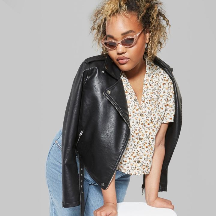 Women's Plus Size Floral Short Sleeve Cropped Button-down Shirt - Wild Fable Cream (ivory)