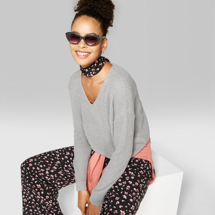 Women's Long Sleeve V-neck - Wild Fable Heather Gray