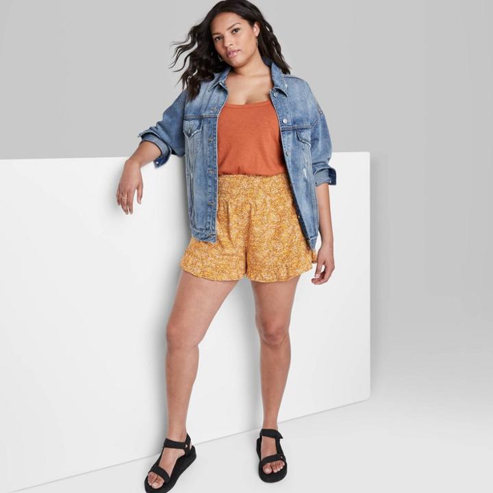 Women's Plus Size Fashion Shorts - Wild Fable Gold Floral