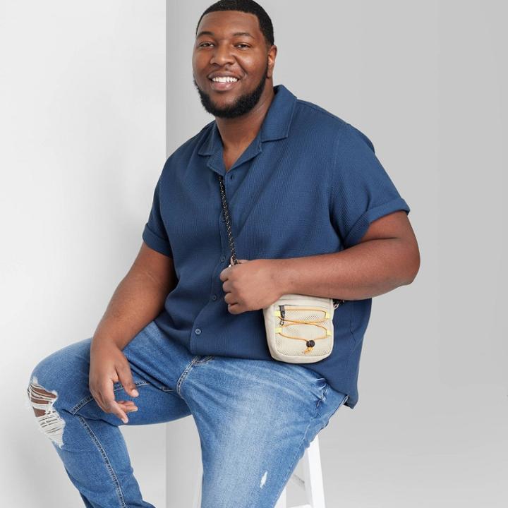 Men's Short Sleeve Waffle Knit Button-down Shirt - Original Use Navy Blue