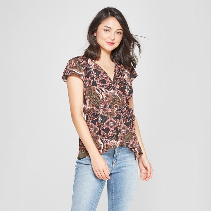 Women's Floral Print Short Sleeve Wrap Top - Lily Star (juniors') Deep Olive