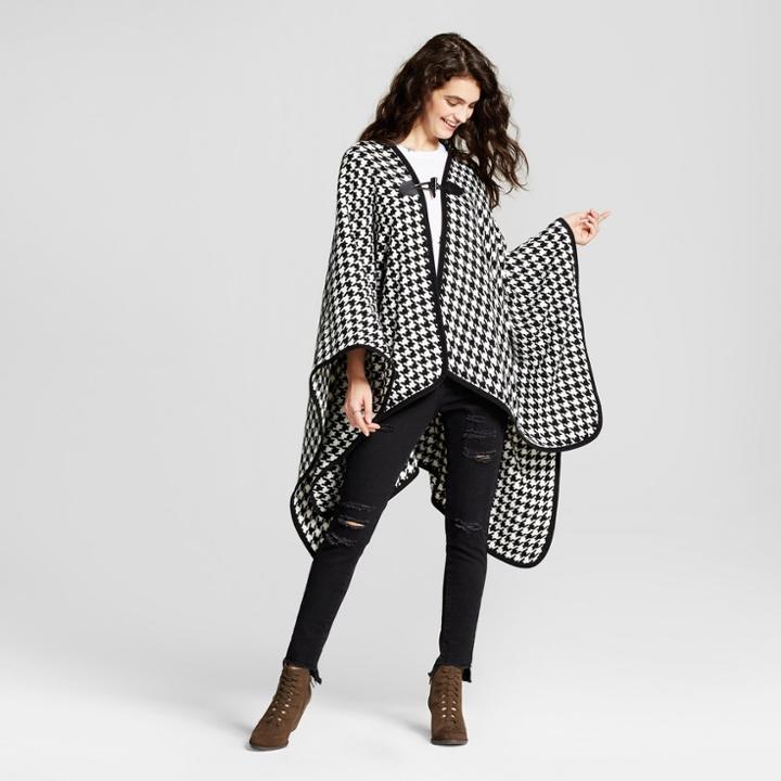 Wrap Sweaters Sylvia Alexander White/black