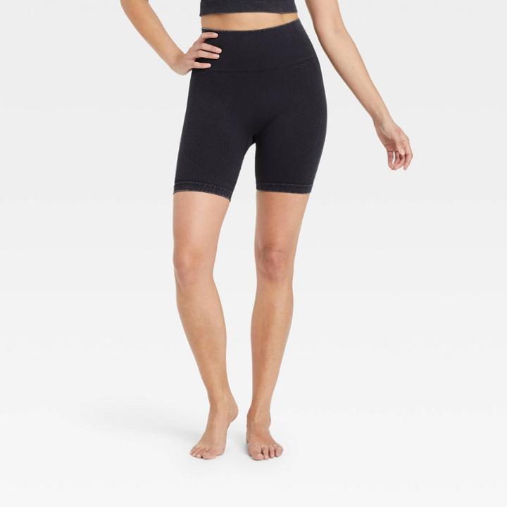 Women's High-rise Seamless Bike Shorts 6 - Joylab Black