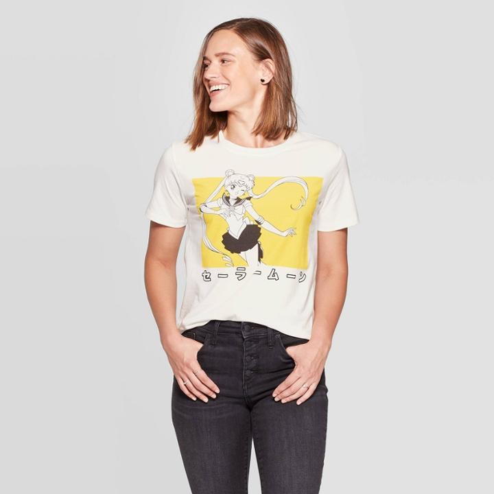 Women's Sailor Moon Short Sleeve Graphic T-shirt (juniors') - White