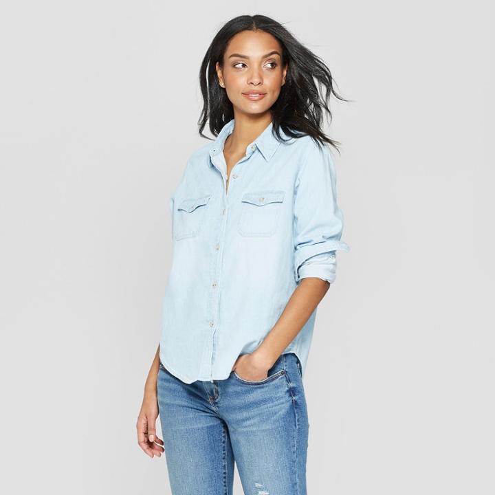 Women's Long Sleeve Collared Labette Denim Shirt - Universal Thread Light Wash