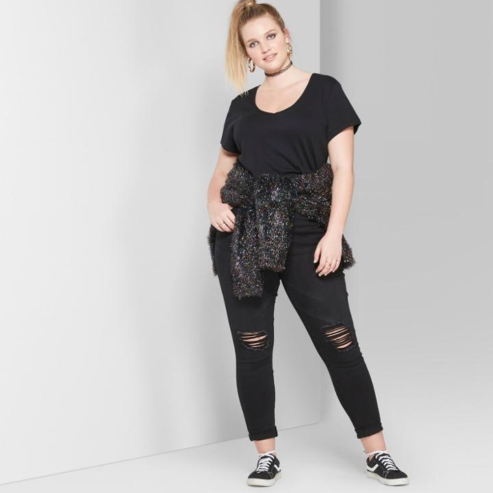 Women's Plus Size Short Sleeve V-neck Basic T-shirt - Wild Fable Black