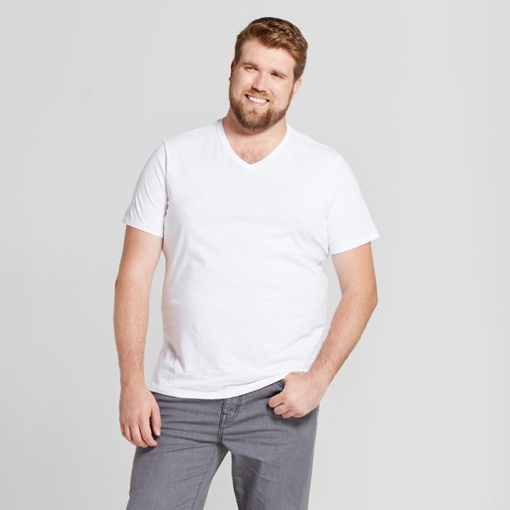 Men's Tall Standard Fit Short Sleeve V-neck T-shirt - Goodfellow & Co White