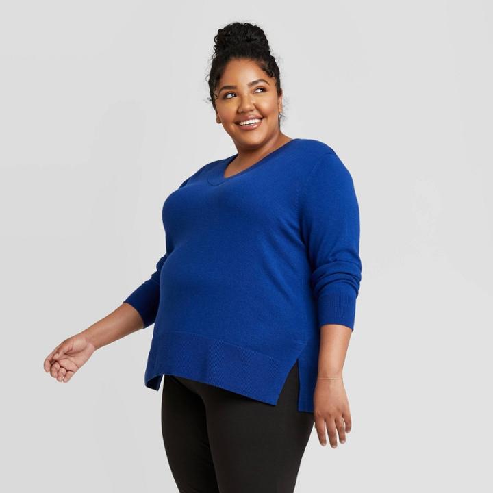 Women's Plus Size V-neck Pullover Sweater - Ava & Viv Blue