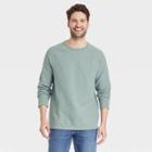 Men's Regular Fit Long Sleeve Crewneck T-shirt - Goodfellow & Co Green