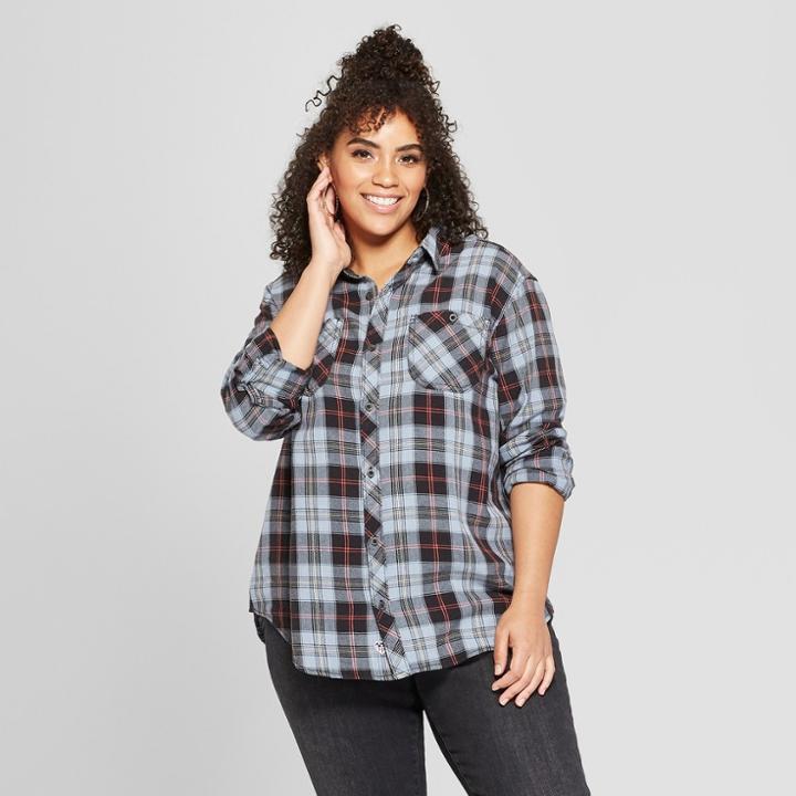 Junk Food Women's Plus Size Long Sleeve Button-down Flannel Shirt - Blue