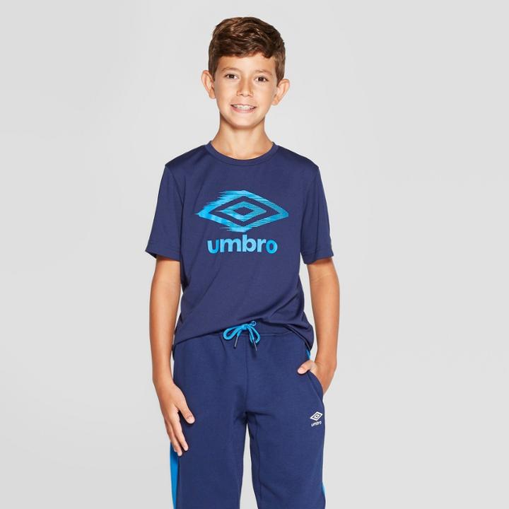 Umbro Boys' Logo Tech T-shirt Electric Navy Blue S, Electric Blue/navy Blue