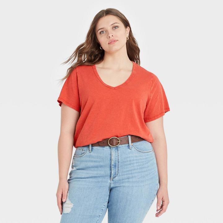 Women's Plus Size Short Sleeve V-neck T-shirt - Universal Thread Red