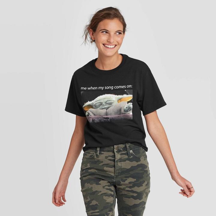 Women's Star Wars Baby Yoda Short Sleeve Graphic T-shirt (juniors') - Black