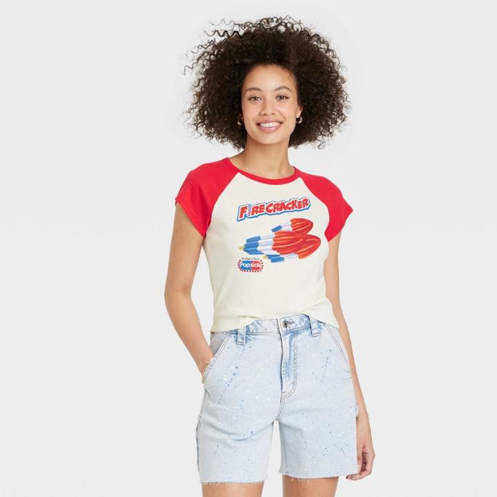 Modern Lux Women's Firecracker Baby Doll Short Sleeve Graphic T-shirt - Off-white