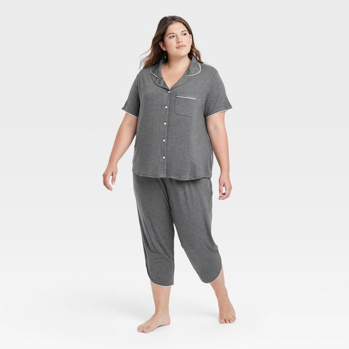 Women's Plus Size Beautifully Soft Notch Collar Cropped Pajama Set - Stars Above Heathered Gray