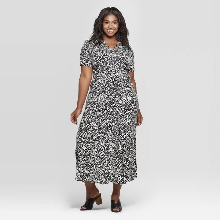 Women's Plus Size Polka Dot Short Sleeve V-neck Maxi Dress - Who What Wear Black/white
