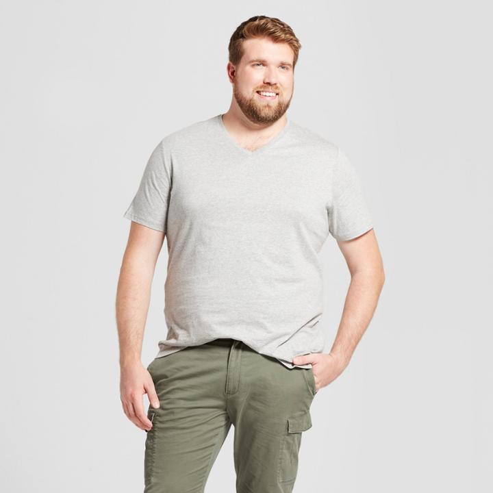 Men's Big & Tall Standard Fit Short Sleeve V-neck T-shirt - Goodfellow & Co Gray